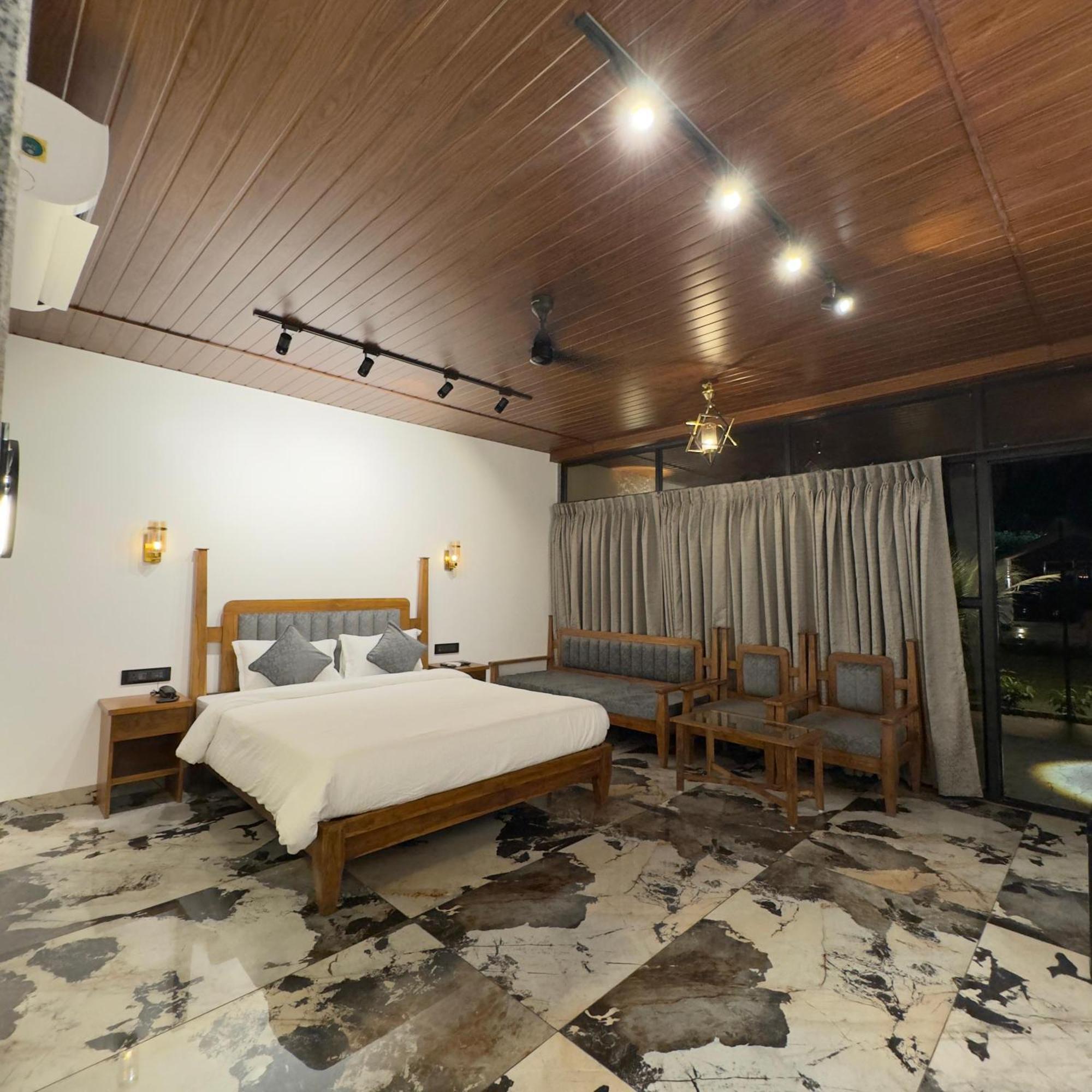 White Sand Beach Resort Kondivali Exteriör bild